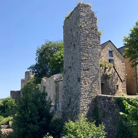 Le Des Remparts Tatil Evi Sainte-Suzanne (Mayenne)