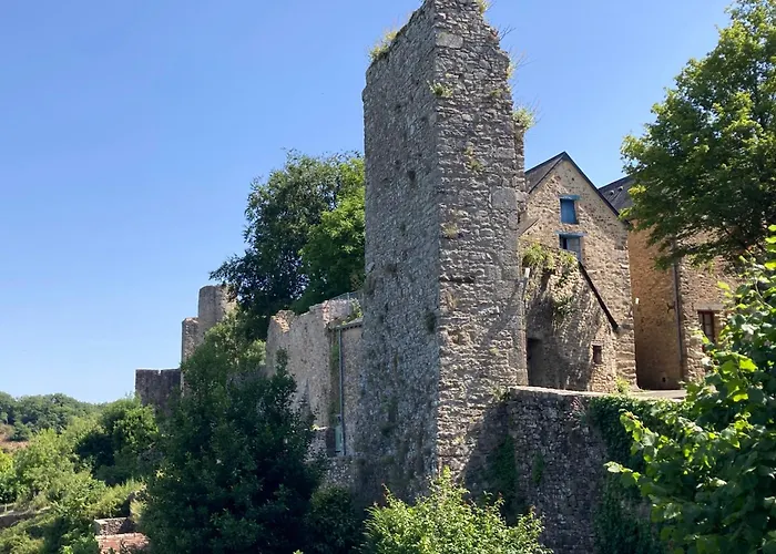 Le Des Remparts Semesterbostad Sainte-Suzanne (Mayenne)