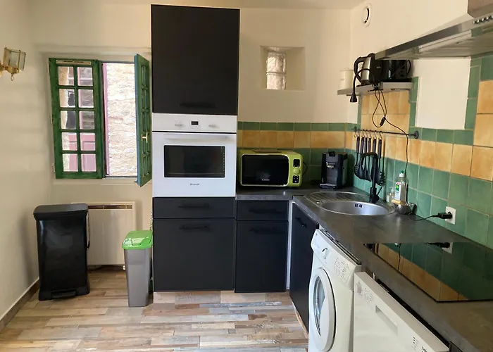 Le Des Remparts Semesterbostad